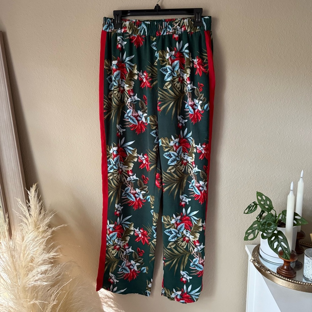 Solitaire Green Floral Flowers Beach Pool Elastic Lounge Pants Red Side Stripe